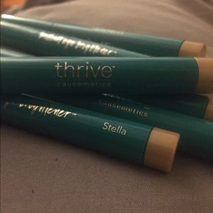 Thrive Causemetics: Brilliant Brightener